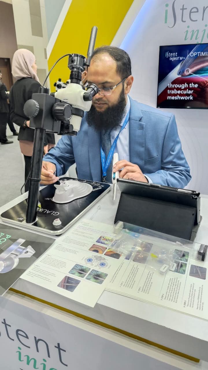 Dr. Adil Rauf - Expert Ophthalmologist and Eye Surgeon at Abdul Rauf Eye Clinic